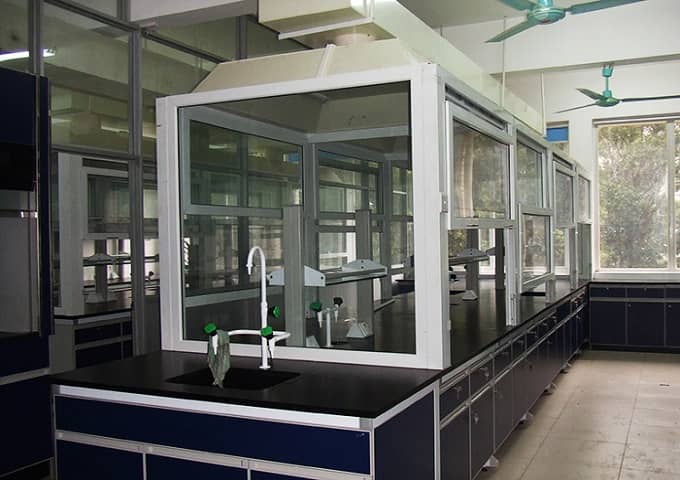 理化實(shí)驗(yàn)室裝修