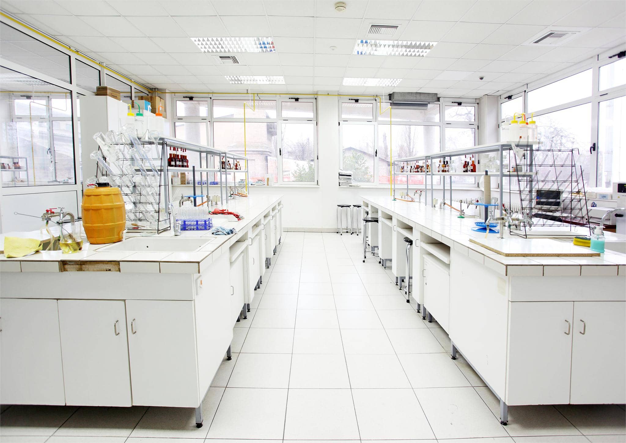 構(gòu)建安全食品實驗室，合格設(shè)計與重要注意事項