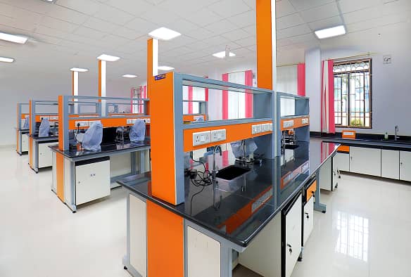 實驗室裝修應(yīng)該如何才能夠合理的利用空間