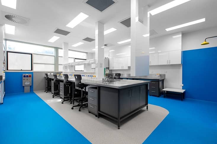 如何在生物實(shí)驗(yàn)室規(guī)劃設(shè)計(jì)時(shí)選配合適的實(shí)驗(yàn)室家具？這幾點(diǎn)要牢記