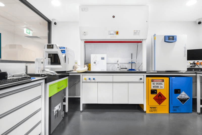 PCR實(shí)驗(yàn)室建設(shè)全解析：萬(wàn)級(jí)凈化+負(fù)壓系統(tǒng)如何一步到位？