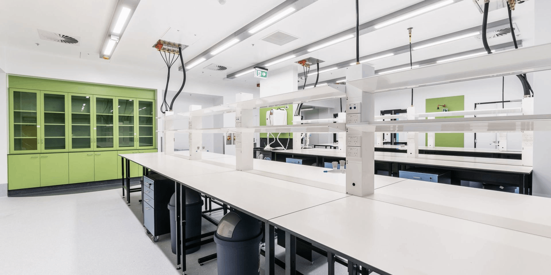 千萬級(jí)實(shí)驗(yàn)室裝修實(shí)錄：從圖紙到驗(yàn)收的「魔鬼細(xì)節(jié)」清單